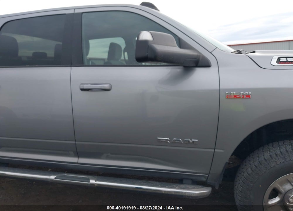 2022 RAM 2500 BIG HORN 4X4 8' BOX VIN: 3C6UR5JJ5NG248444