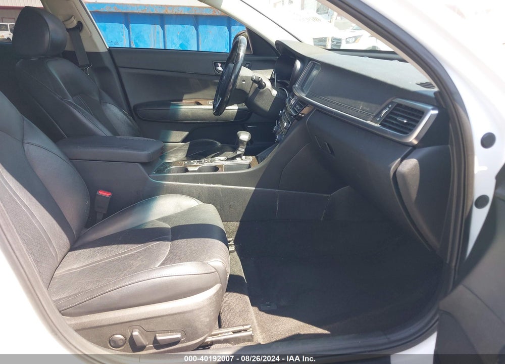 2017 KIA OPTIMA EX VIN: 5XXGU4L38HG172271