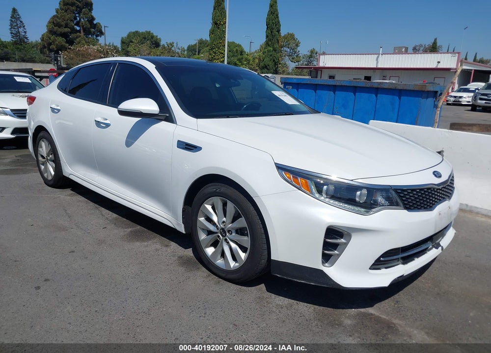 2017 KIA OPTIMA EX VIN: 5XXGU4L38HG172271