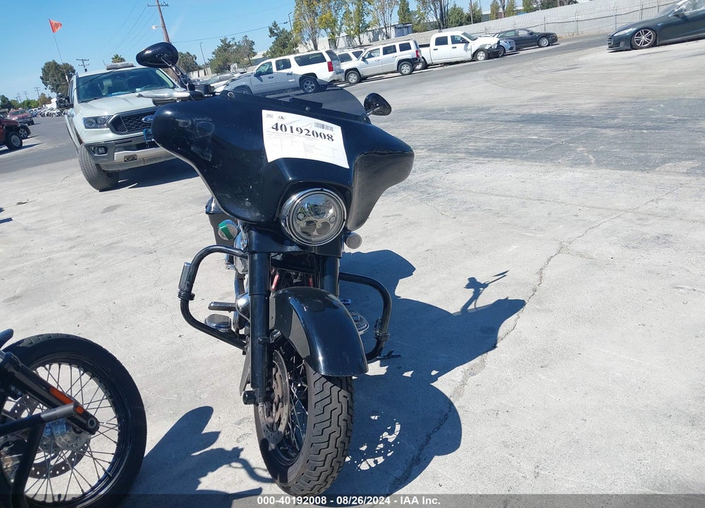2006 HARLEY-DAVIDSON FLHXI CALIFORNIA VIN: 1HD1KBW3X6Y672586
