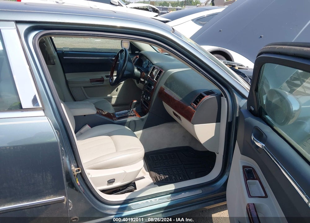 2005 CHRYSLER 300C VIN: 2C3AA63H55H657664