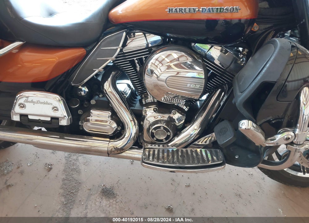 2014 HARLEY-DAVIDSON FLHTK ELECTRA GLIDE ULTRA LTD VIN: 1HD1KEL10EB679990