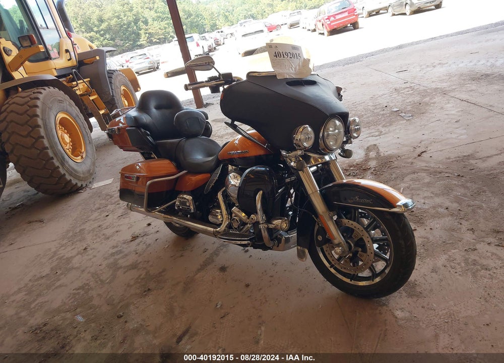 2014 HARLEY-DAVIDSON FLHTK ELECTRA GLIDE ULTRA LTD VIN: 1HD1KEL10EB679990