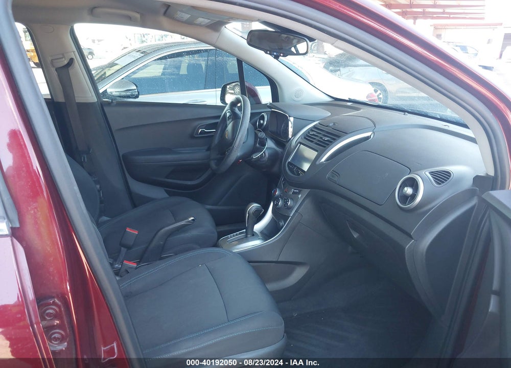 2016 CHEVROLET TRAX LT VIN: 3GNCJPSB2GL256193