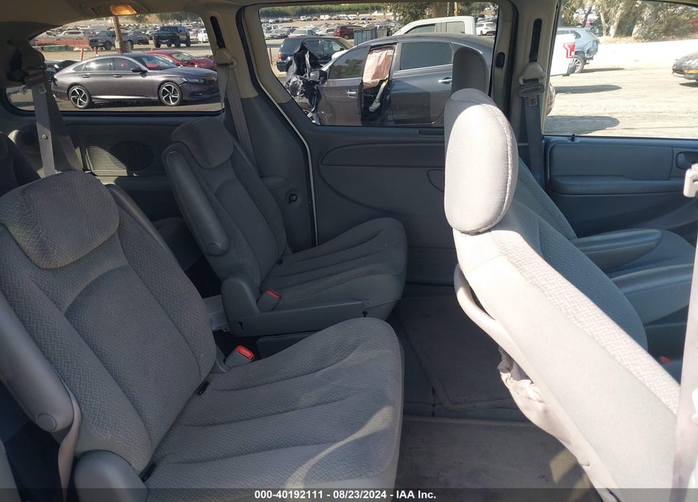 2005 DODGE GRAND CARAVAN SXT VIN: 2D4GP44LX5R290852