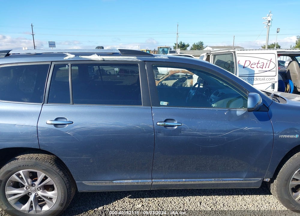 2011 TOYOTA HIGHLANDER HYBRID LIMITED V6 VIN: JTEDC3EH5B2003214