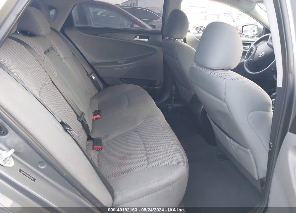 2014 HYUNDAI SONATA GLS VIN: 5NPEB4AC4EH903830