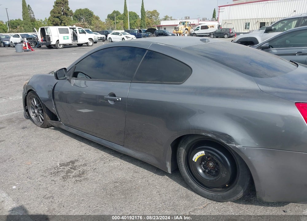 2014 INFINITI Q60 JOURNEY VIN: JN1CV6EK9EM113217