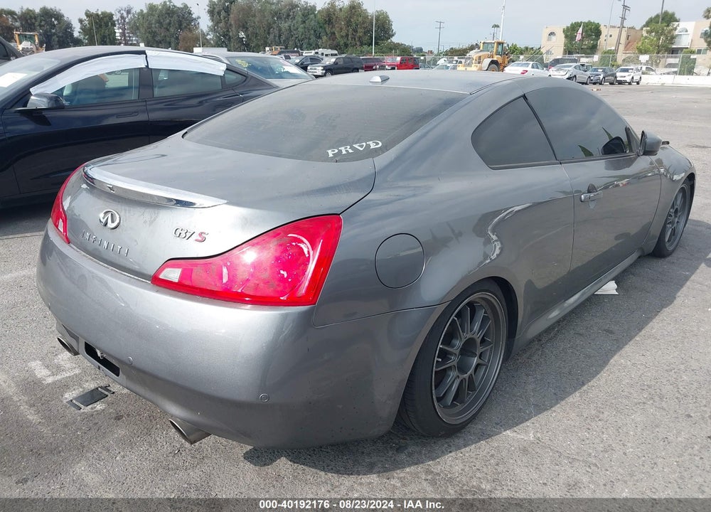 2014 INFINITI Q60 JOURNEY VIN: JN1CV6EK9EM113217