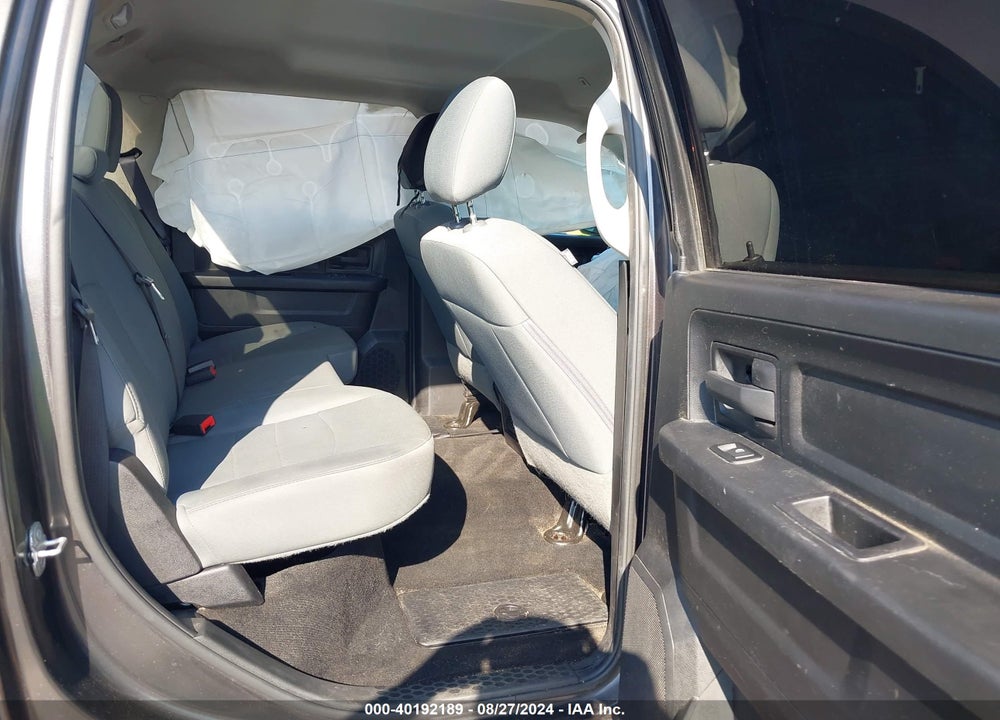 2017 RAM 1500 EXPRESS 4X4 5'7 BOX VIN: 1C6RR7KG0HS606860