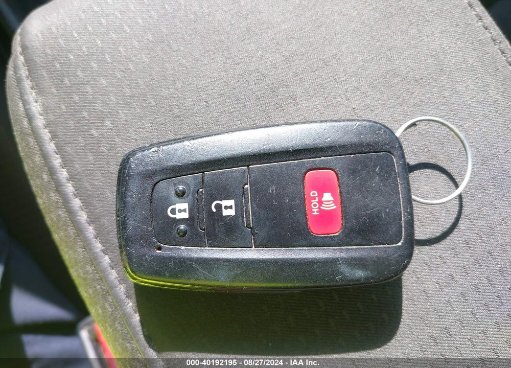 2017 TOYOTA PRIUS TWO VIN: JTDKBRFUXH3050898