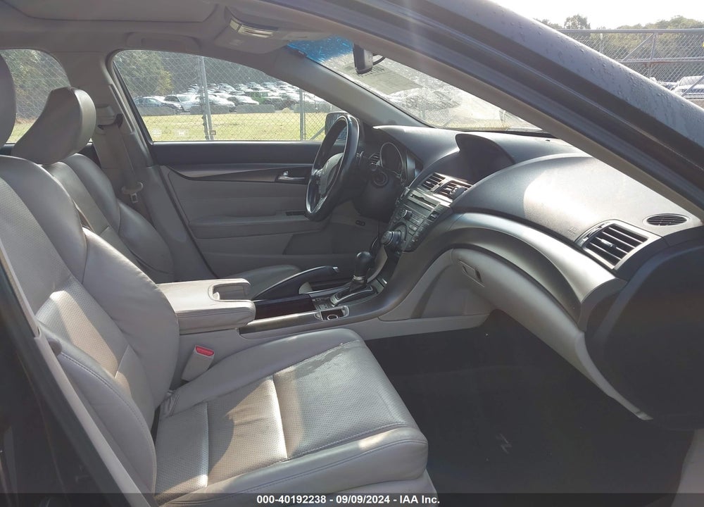 2012 ACURA TL 3.5 VIN: 19UUA8F51CA035601