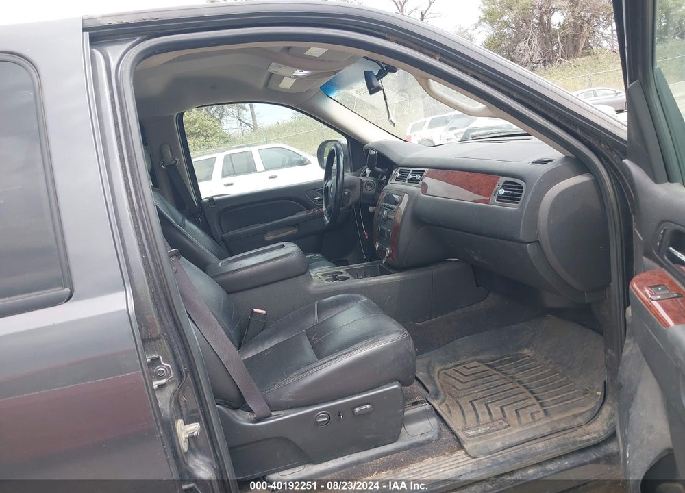 2010 CHEVROLET SILVERADO 1500 LTZ VIN: 3GCRKTE30AG181703