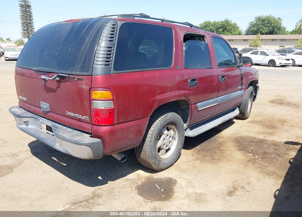 2002 CHEVROLET TAHOE LS VIN: 1GNEC13V02R301447