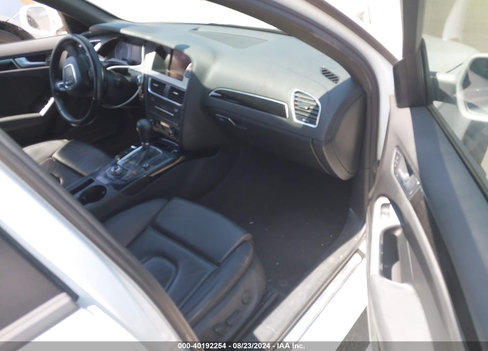 2011 AUDI A4 2.0T PREMIUM VIN: WAUEFAFL2BN020829