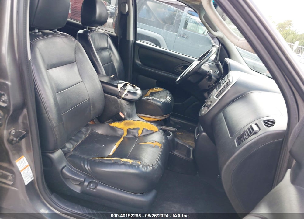 2003 FORD ESCAPE LIMITED VIN: 1FMCU04113KA06706