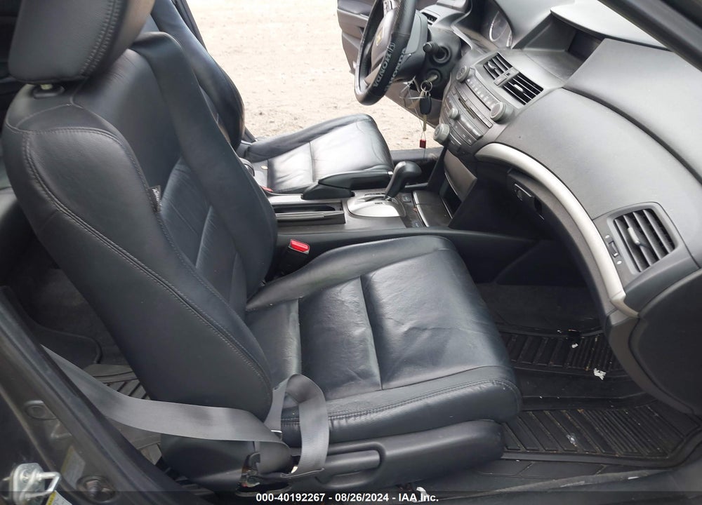 2011 HONDA ACCORD VIN: 1HGCP2F68BA150842