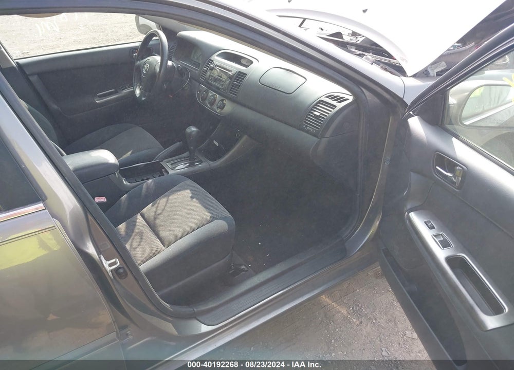 2004 TOYOTA CAMRY SE VIN: 4T1BE32K04U842678