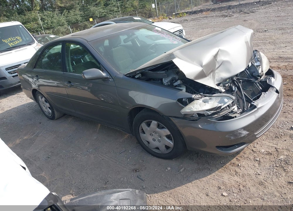 2004 TOYOTA CAMRY SE VIN: 4T1BE32K04U842678