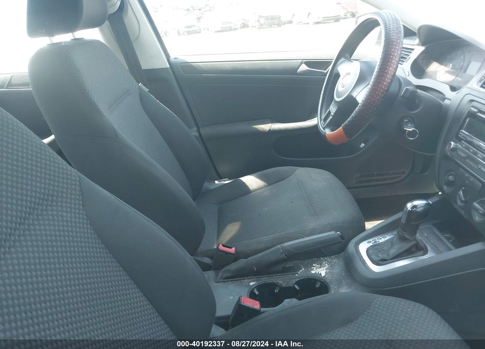 2012 VOLKSWAGEN JETTA 2.0L S VIN: 3VW2K7AJ0CM356319