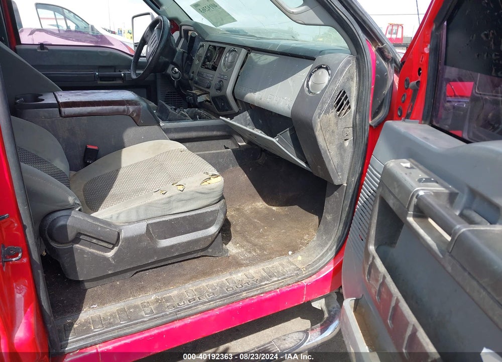 2011 FORD F-250 XLT VIN: 1FT7X2B64BEA52289