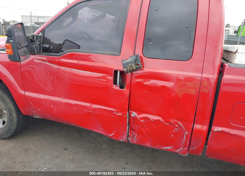 2011 FORD F-250 XLT VIN: 1FT7X2B64BEA52289