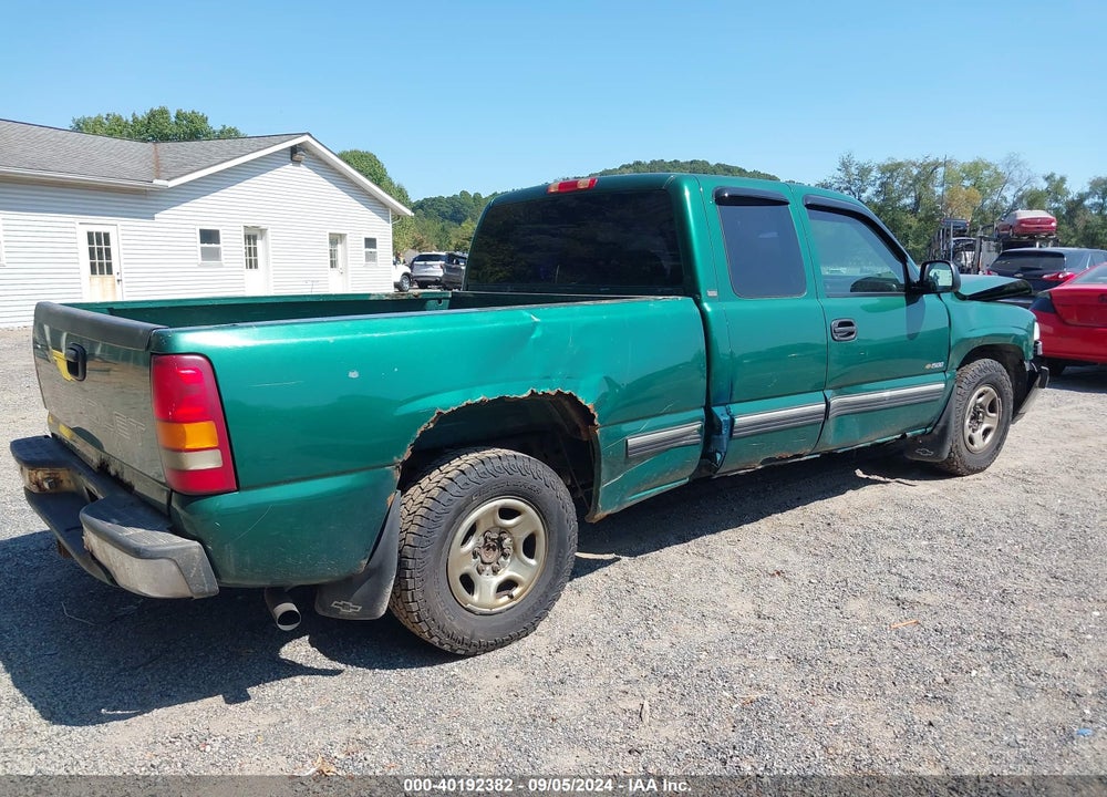 1999 CHEVROLET SILVERADO 1500 VIN: 2GCEC19T5X1128443