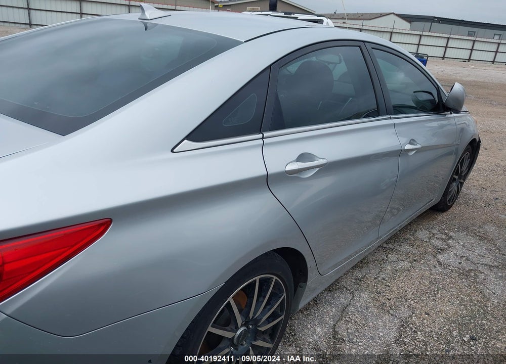 2013 HYUNDAI SONATA VIN: 5NPEB4AC3DH587867