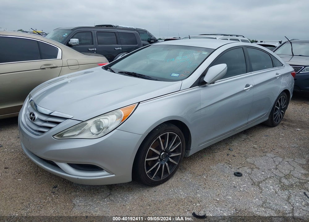 2013 HYUNDAI SONATA VIN: 5NPEB4AC3DH587867