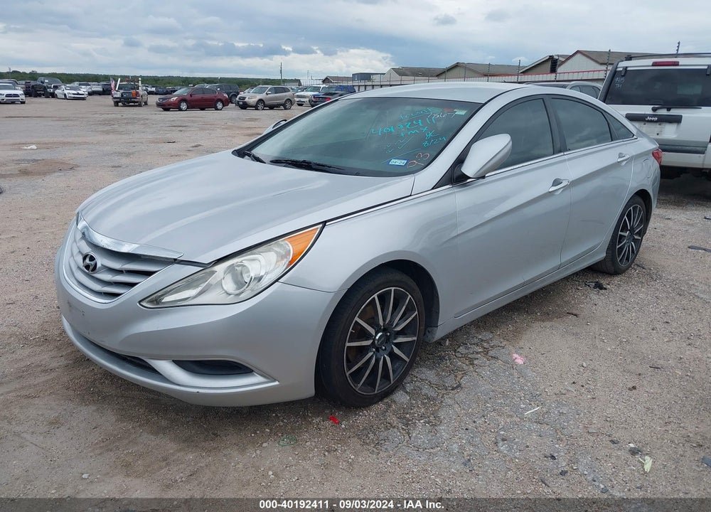 2013 HYUNDAI SONATA VIN: 5NPEB4AC3DH587867