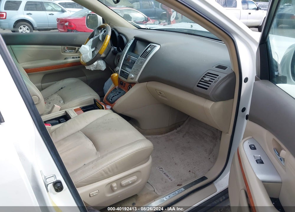 2006 LEXUS RX 330 VIN: JTJHA31U960105855