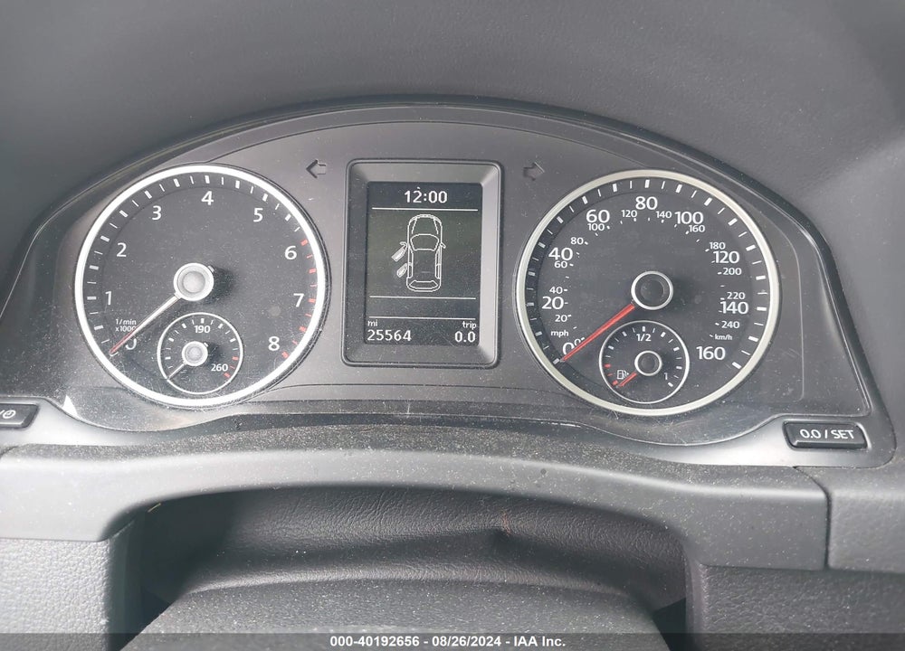 2018 VOLKSWAGEN TIGUAN LIMITED 2.0T VIN: WVGAV7AX2JK002988