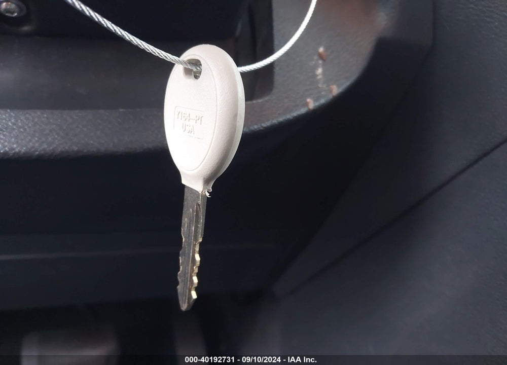 2011 DODGE CALIBER UPTOWN VIN: 1B3CB9HBXBD237710