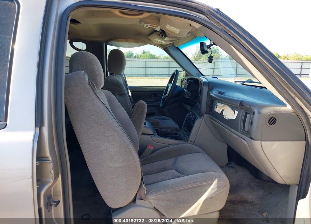 2003 CHEVROLET TAHOE VIN: 1GNEK13Z03R181804