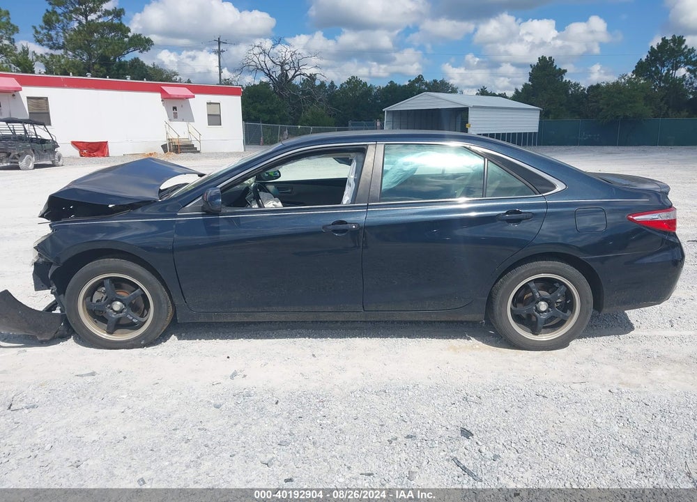 2017 TOYOTA CAMRY SE VIN: 4T1BF1FK6HU366390
