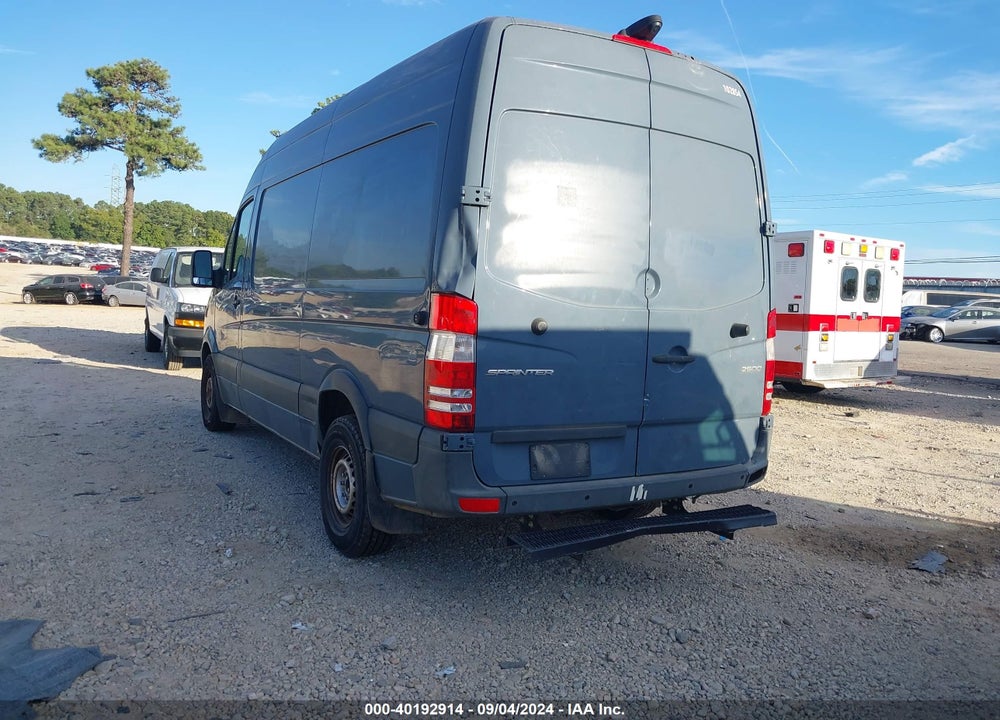 2018 MERCEDES-BENZ SPRINTER 2500 VIN: WD3PE7CD7JP638823