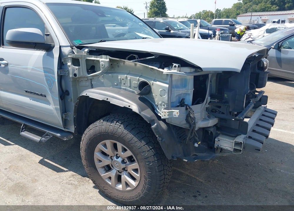 2019 TOYOTA TACOMA SR5 V6 VIN: 3TMCZ5AN1KM197920