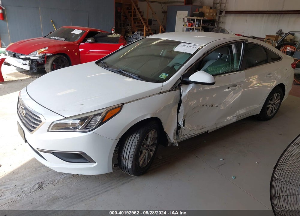 2016 HYUNDAI SONATA SE VIN: 5NPE24AF5GH309728