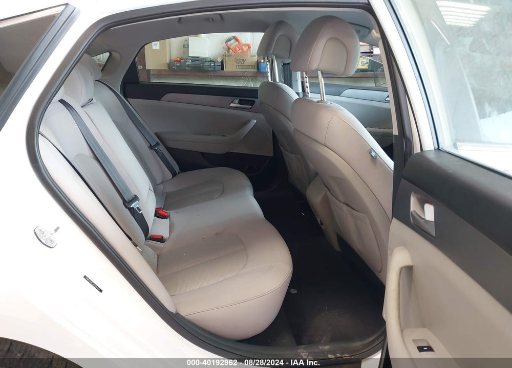 2016 HYUNDAI SONATA SE VIN: 5NPE24AF5GH309728
