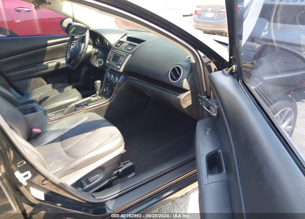 2011 MAZDA 6 VIN: 1YVHZ8CB1B5M03702