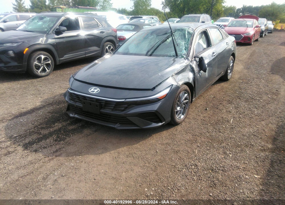 2024 HYUNDAI ELANTRA SEL VIN: KMHLM4DG1RU781158