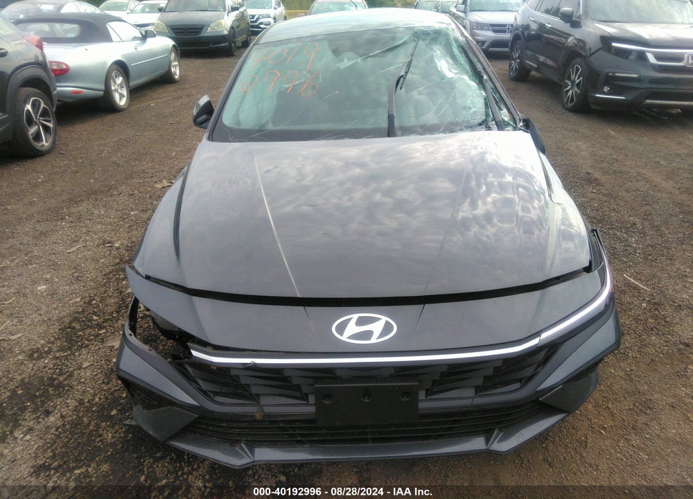2024 HYUNDAI ELANTRA SEL VIN: KMHLM4DG1RU781158