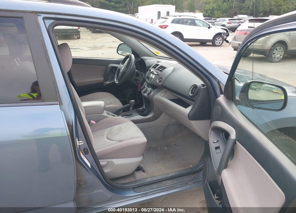 2007 TOYOTA RAV4 VIN: JTMBD33V876030621