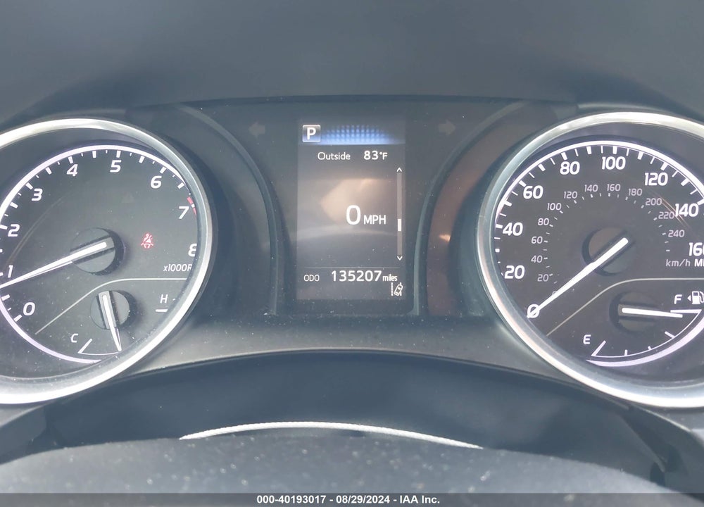 2018 TOYOTA CAMRY SE VIN: 4T1B11HK2JU082174