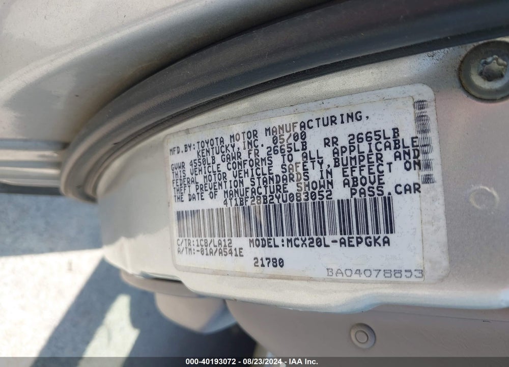 2000 TOYOTA AVALON XLS VIN: 4T1BF28B2YU083052