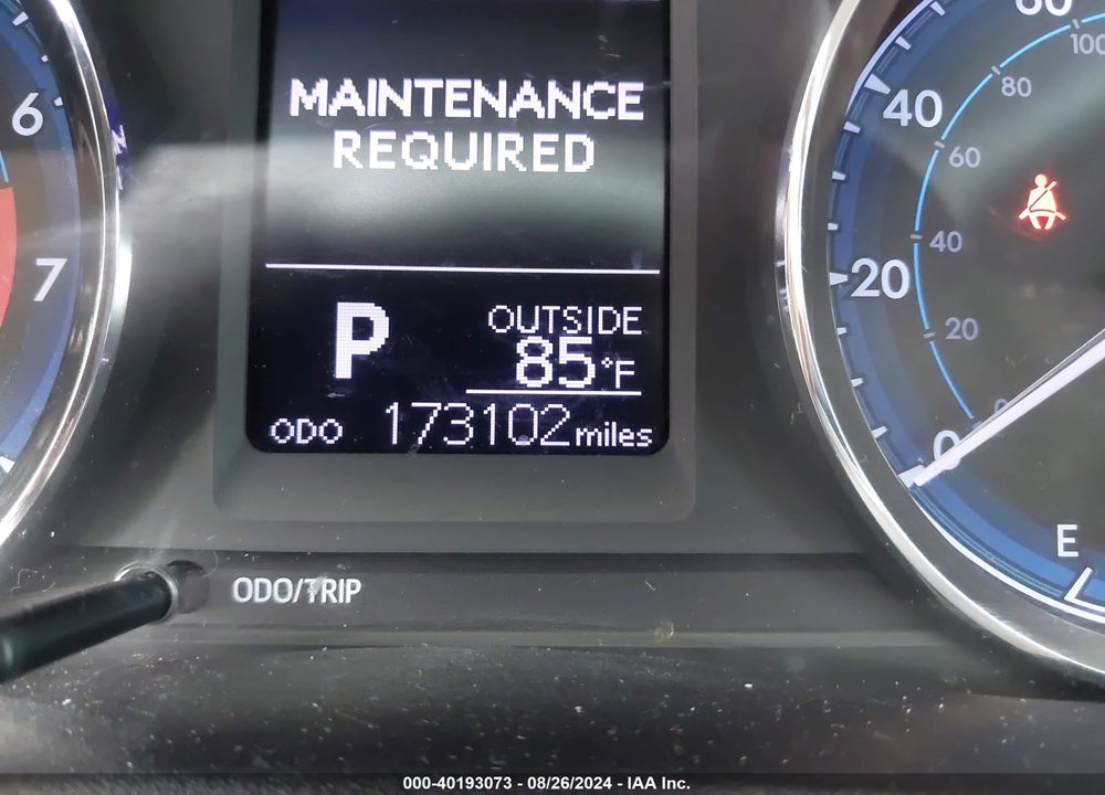 2018 TOYOTA COROLLA LE VIN: 2T1BURHE9JC038030