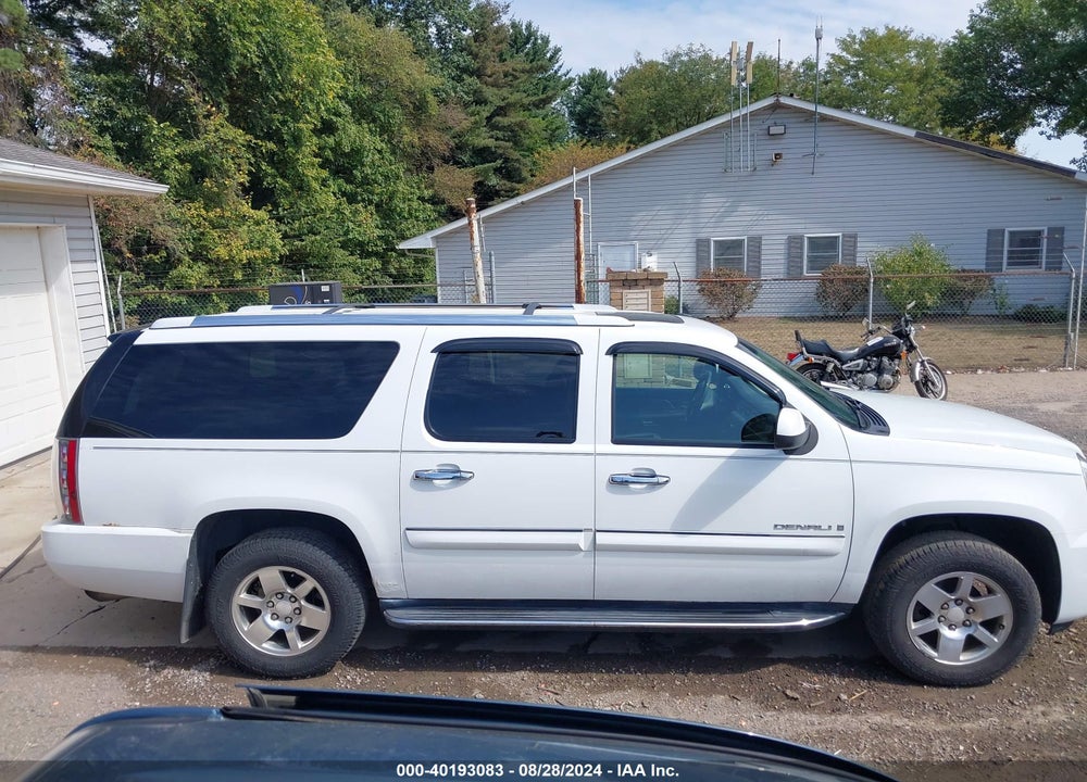2008 GMC YUKON XL 1500 DENALI VIN: 1GKFK668X8J117583