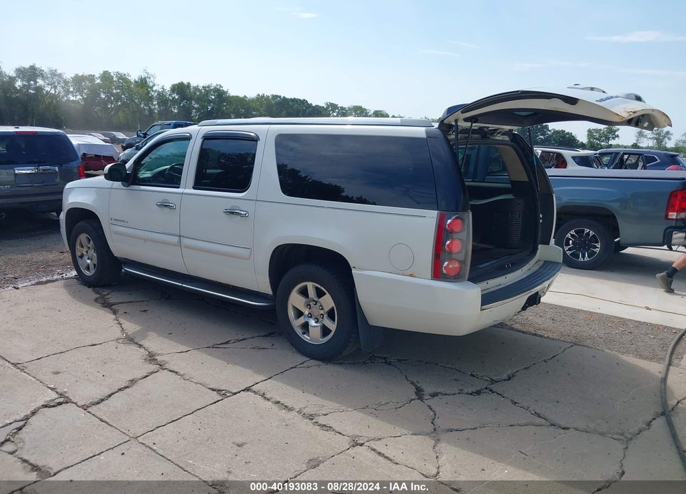 2008 GMC YUKON XL 1500 DENALI VIN: 1GKFK668X8J117583
