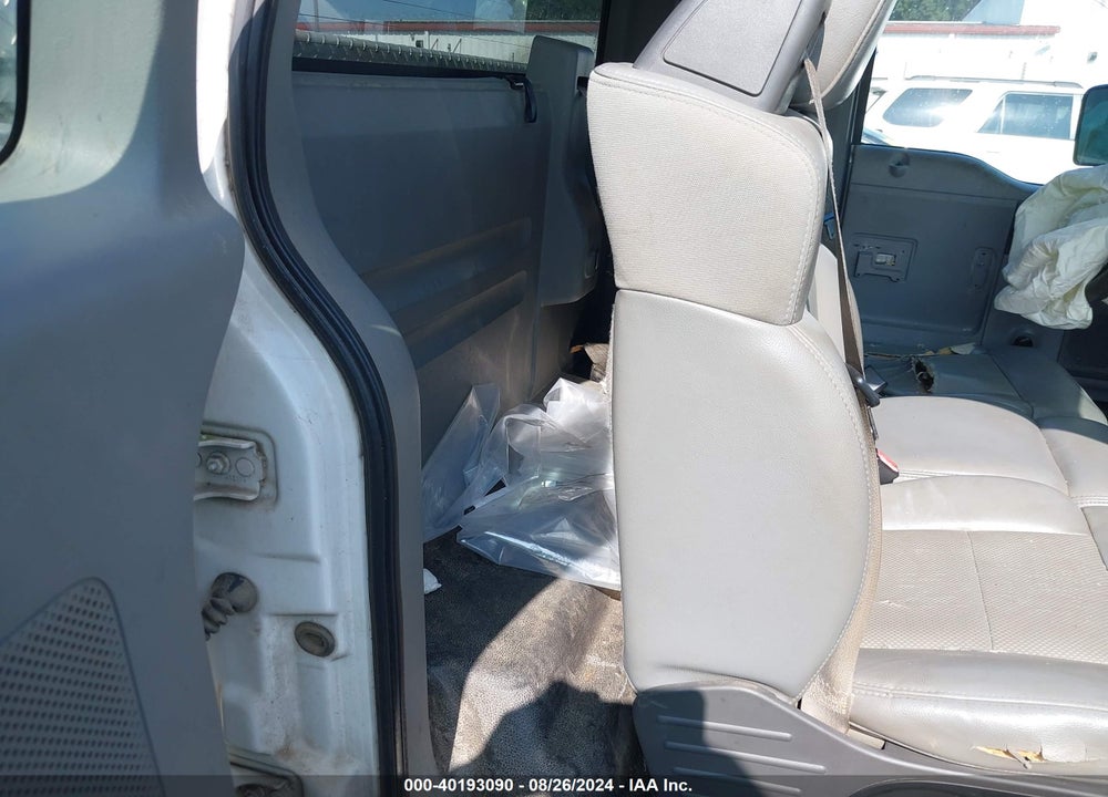 2007 FORD F-150 STX/XL/XLT VIN: 1FTRF12W67NA21073