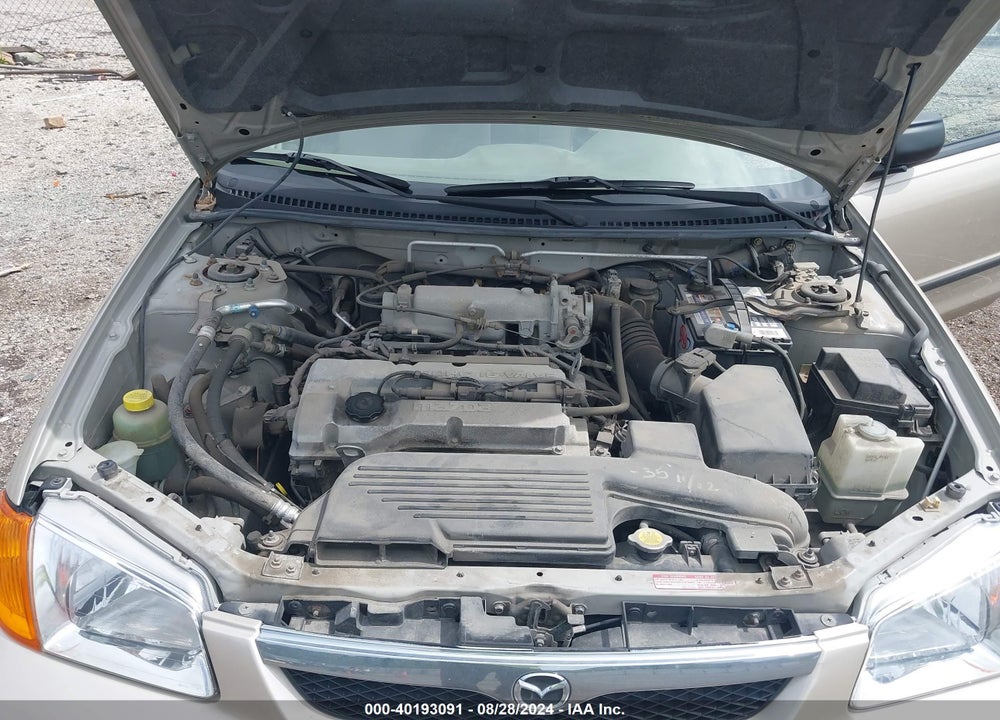 2000 MAZDA PROTEGE DX/LX VIN: JM1BJ222XY0237557